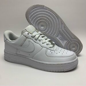 Nike Air Force 1 Low Triple White Shoes Sneakers DD8959-100 Womens Size 7